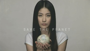 TOYOTA iQ - SMALL BUT SMART